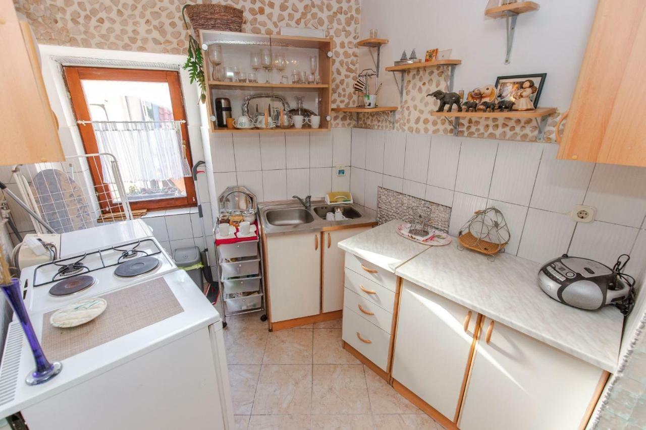 Studio-Apartman Dejan バカル エクステリア 写真