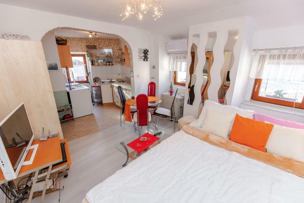 Studio-Apartman Dejan バカル エクステリア 写真