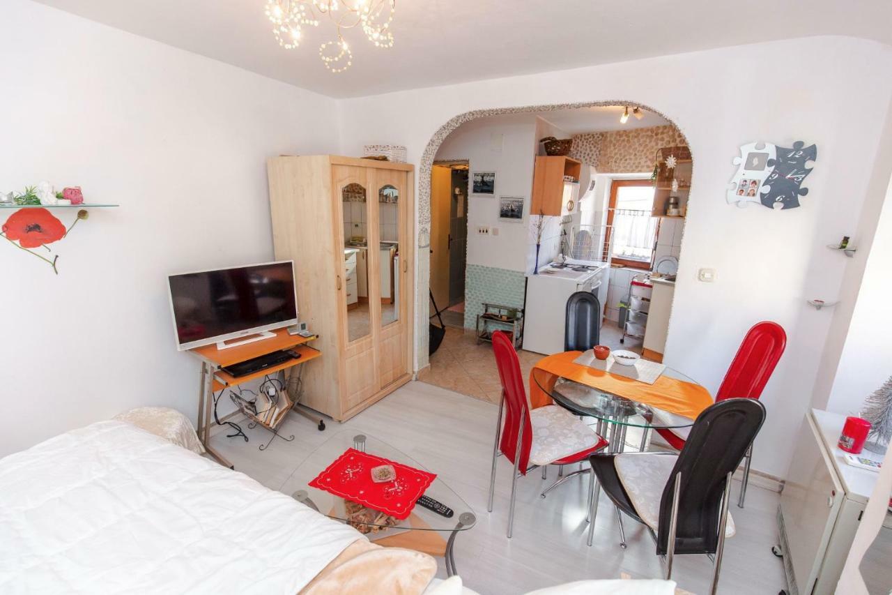 Studio-Apartman Dejan バカル エクステリア 写真